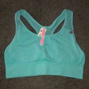 PINK Seamless Sport Bra